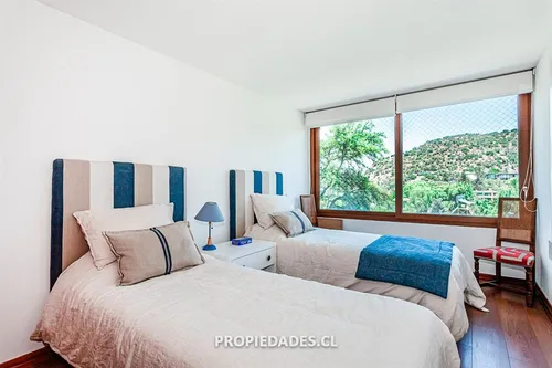 Departamento En Venta De 3 Dorm. En Lo Barnechea