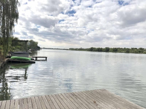 Nordelta Barrio La Isla Casa En Venta Al Lago Central