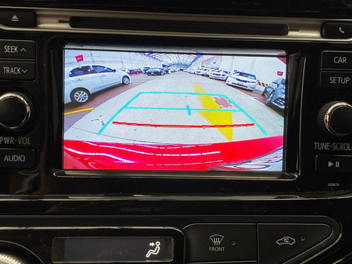 Imagen 12 de 15 de Toyota Prius C 1.8 Cvt Hybrido 2019