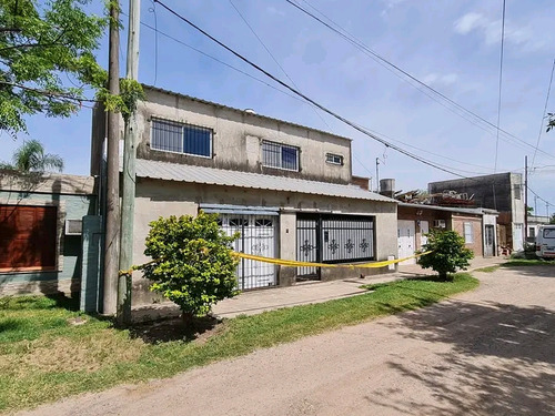 Casa En Venta Amplia Y Luminosa