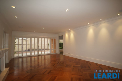 Imagem 8 de 15 de Casa Em Condomínio - Jardim Guedala - Sp - 511951