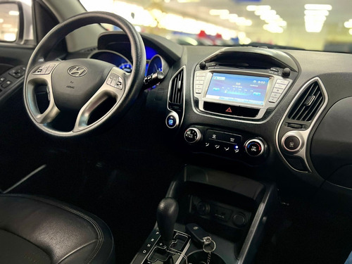 Imagem 10 de 12 de Ix35 2.0 - Flex - Câmbio Aut - Apenas 63.700km - Raridade!