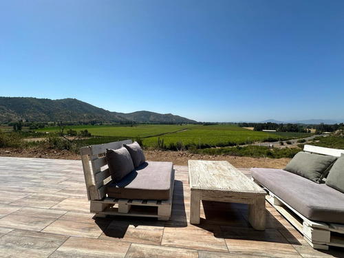 Santa Cruz/ Isla De Yaquil Un Oasis En El Valle De Colchagua