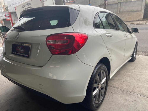 Imagem 2 de 10 de Mercedes-benz Classe A 2014 1.6 Style Turbo 5p