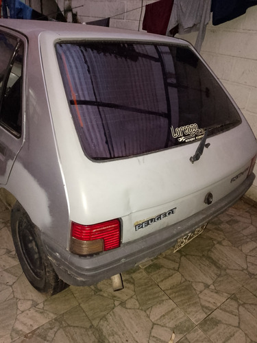 Peugeot 205 1.8 Gld Junior