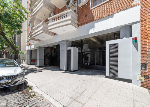 Venta Departamento Dos Ambientes En Florees Con Cochera