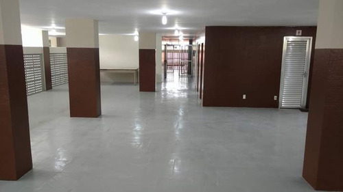 Apartamento De 2 Quartos