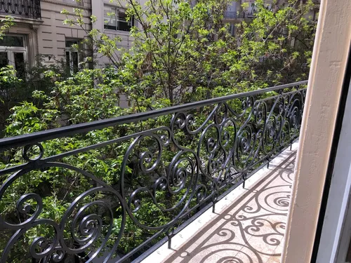 Semipiso - Alquiler - 5 Ambientes - Balcon - Cochera - Retiro -