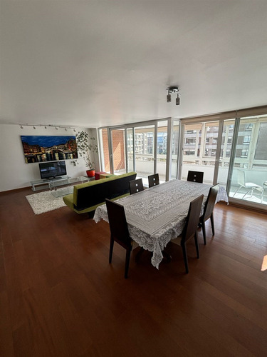 Departamento Duplex En Arriendo De 5 Dorm. En Las Condes