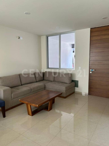 Imagen 3 de 18 de Se Vende Residencia El En Colli Urbano