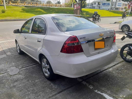 Chevrolet Aveo Emotion 1.6