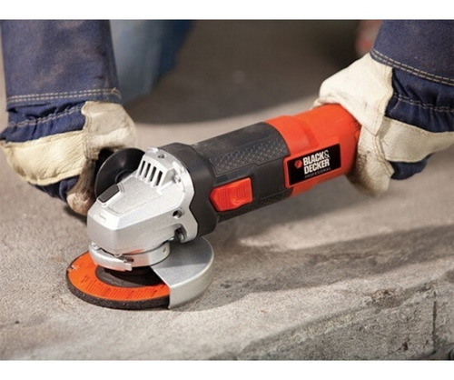 Imagen 7 de 10 de Amoladora Angular Black Decker 820w G720