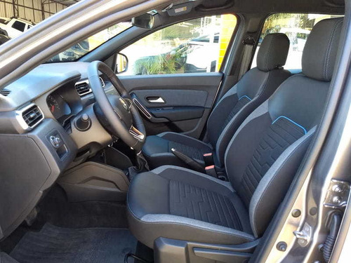 Renault Duster Iconic Cvt