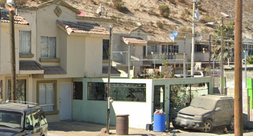 Casa En Remate Bancario En Urbivilla Del Prado Ii Tijuana Adquierela Con Un 75% De Descuento Sk15