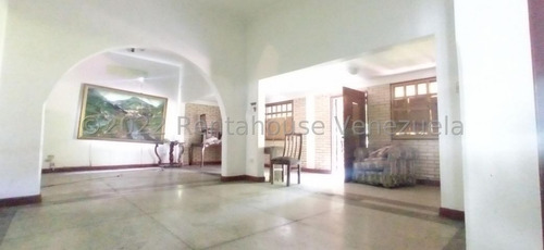 *al/¡una Joya En Venta! Casa En El Centro Barquisimeto Lara, Venezuela/arnaldo López/ # 25-12156 /656 M²