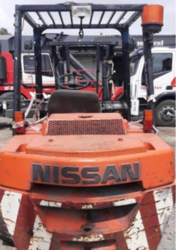 Imagen 6 de 15 de Autoelevador Toyota 1500kg Nafta Envios A Todo El Pais