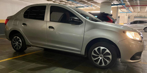 Renault Logan 2018 1.0 12v Authentique Sce 4p