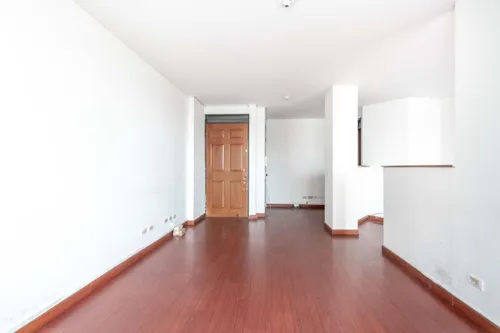 Oficina En Arriendo En Porciúncula. Cod A14391