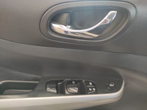 Imagen 13 de 14 de Nissan Np300 Frontier Le 2017