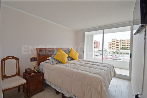 Venta De Departamento En Avenida Pacifico