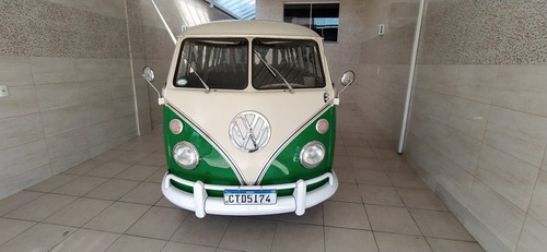 Imagem 1 de 14 de Volkswagen  Kombi Luxo
