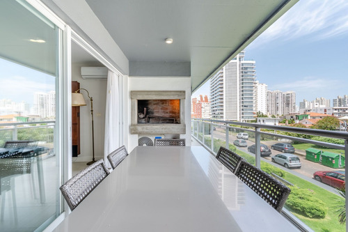 Venta Departamento 3 Domitorios En Playa Brava
