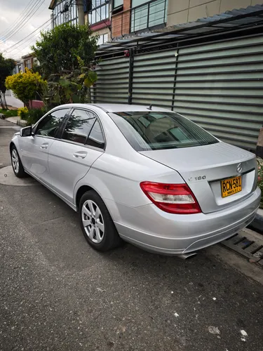 Mercedes-Benz C 180 CGI