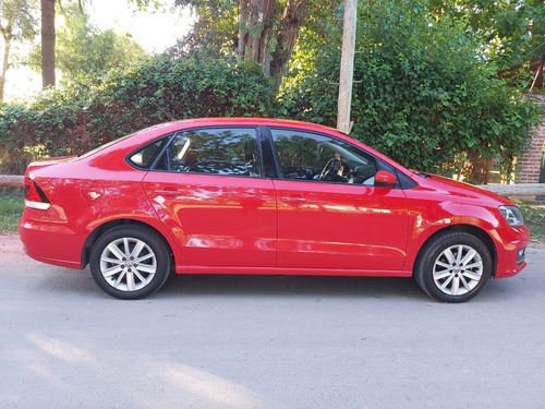 Volkswagen Polo 1.6 2016 Conforline Triptonic