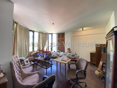 Townhouse En Venta En La Florida Ng 25-7104 Yf