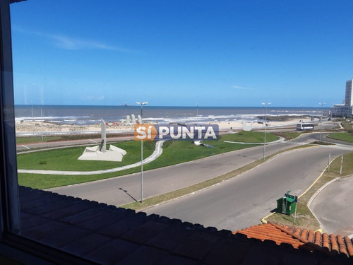 Imagen 1 de 20 de Apartamento En Venta Y Alquiler, Parada 1 Primera Línea De Playa Brava