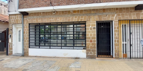 Imagen 2 de 14 de Venta. Local Comercial. Zona Haedo. Consulte !!!