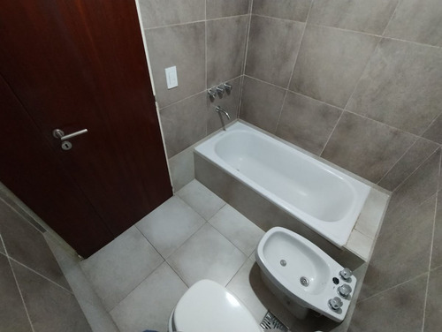 Alquiler Monoambiente Balcón V Luro Amenities