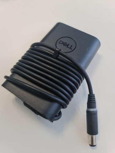 Dell Latitude 7400, Core I7, 32gb Ram, Ssd 500gb, Win 11 Pro Negro (Usado)