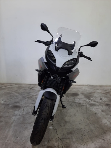 Imagen 3 de 5 de Bmw 900 Xr Lwr