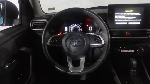 Toyota Raize 1.0 XLE BITONO CVT
