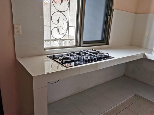 Venta Casa Una Recamara Col. Del Valle Tuxpan Veracruz