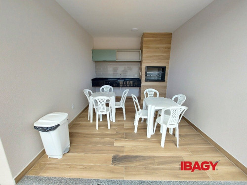 Imagem 5 de 15 de Excelente Apartamento 2 Dormitorio(s) Em Aririu - Palhoca - L-115761