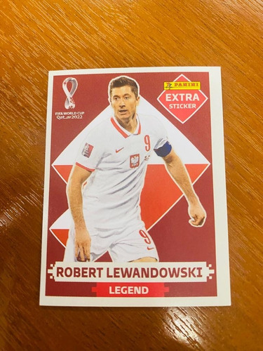 Figurita Qatar 2022 Robert Lewandowski Extra Sticker Base