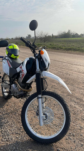 Honda Xr 250 Tornado 2023. 293 Muchisimos Accesorios, Nueva