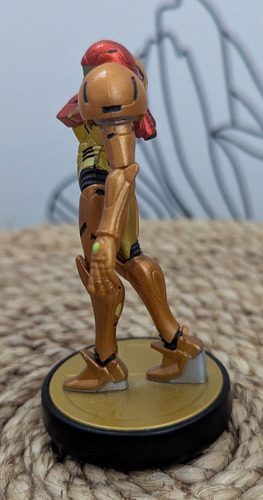 Amiibo Samus Aran Metroid Super Smash Bros. (Usado)