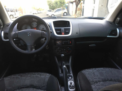 Imagem 8 de 12 de Peugeot 207 2011 1.4 Xr Sport Flex 5p