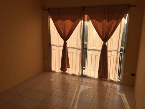 Imagen 5 de 13 de En Venta Departamento 2 Ambientes Barcelona Iii, D'elia 1210
