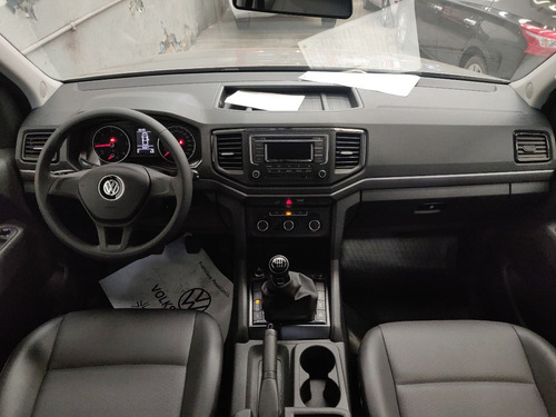Imagen 8 de 10 de Amarok Dc 2.0l Tdi 140cv Trendline Llantas 16