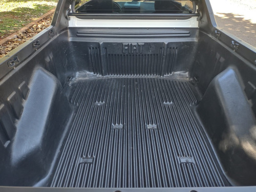 Imagem 9 de 11 de Fiat Strada Hard Working 1.4 Cs 2020 Completo
