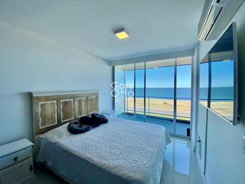 Imagen 18 de 29 de Encantador Departamento Primera Linea De Playa Mansa!! Consulte