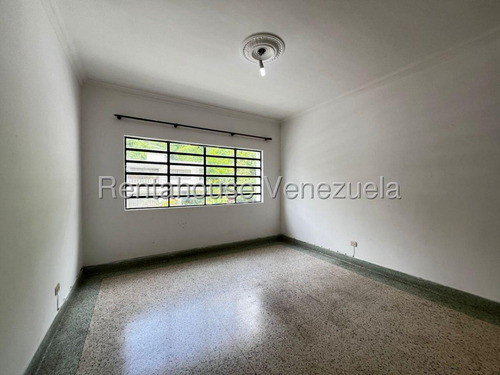 Venta De Casa En Colinas De Bello Monte Jlrp Mls 25-23590