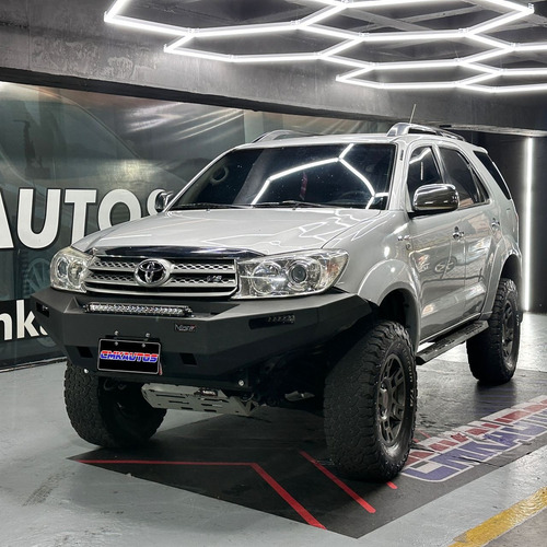 Toyota Fortuner 2010