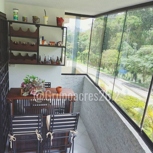 Imagen 8 de 22 de Se Vende Hermoso Apartamento En La Urbanizacion Las Mina San Antonio De Los Altos. Ahx