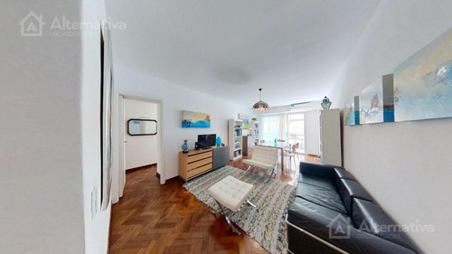 Venta Depto 3 Amb Al Frente En 7mo Piso, Super Luminoso Y Amplio