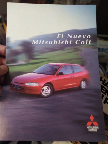 Folleto Mitsubishi Colt Original Impreso Coleccion